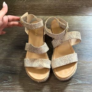 Platform Sandals- snakeskin SODA